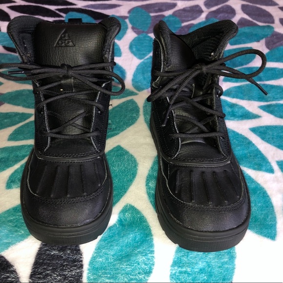 nike boys winter boots